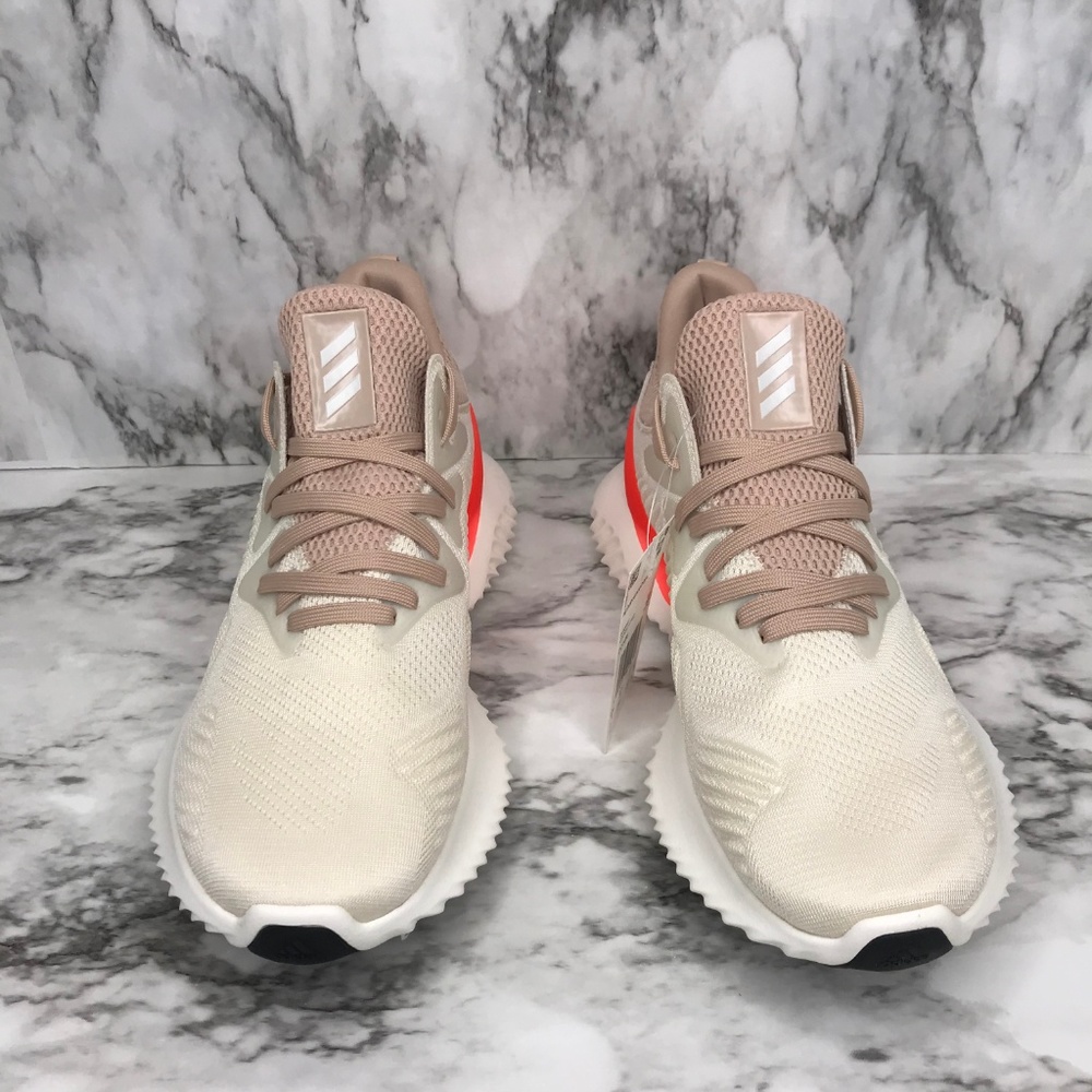 NEW Adidas Alphabounce Beyond - Picture 2 of 8